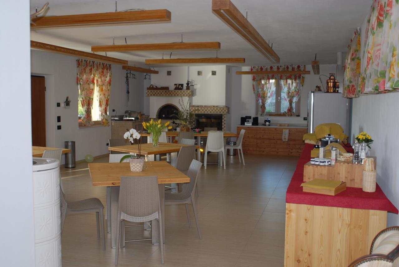 B&B Alciliegio Casnate Con Bernate Exterior photo